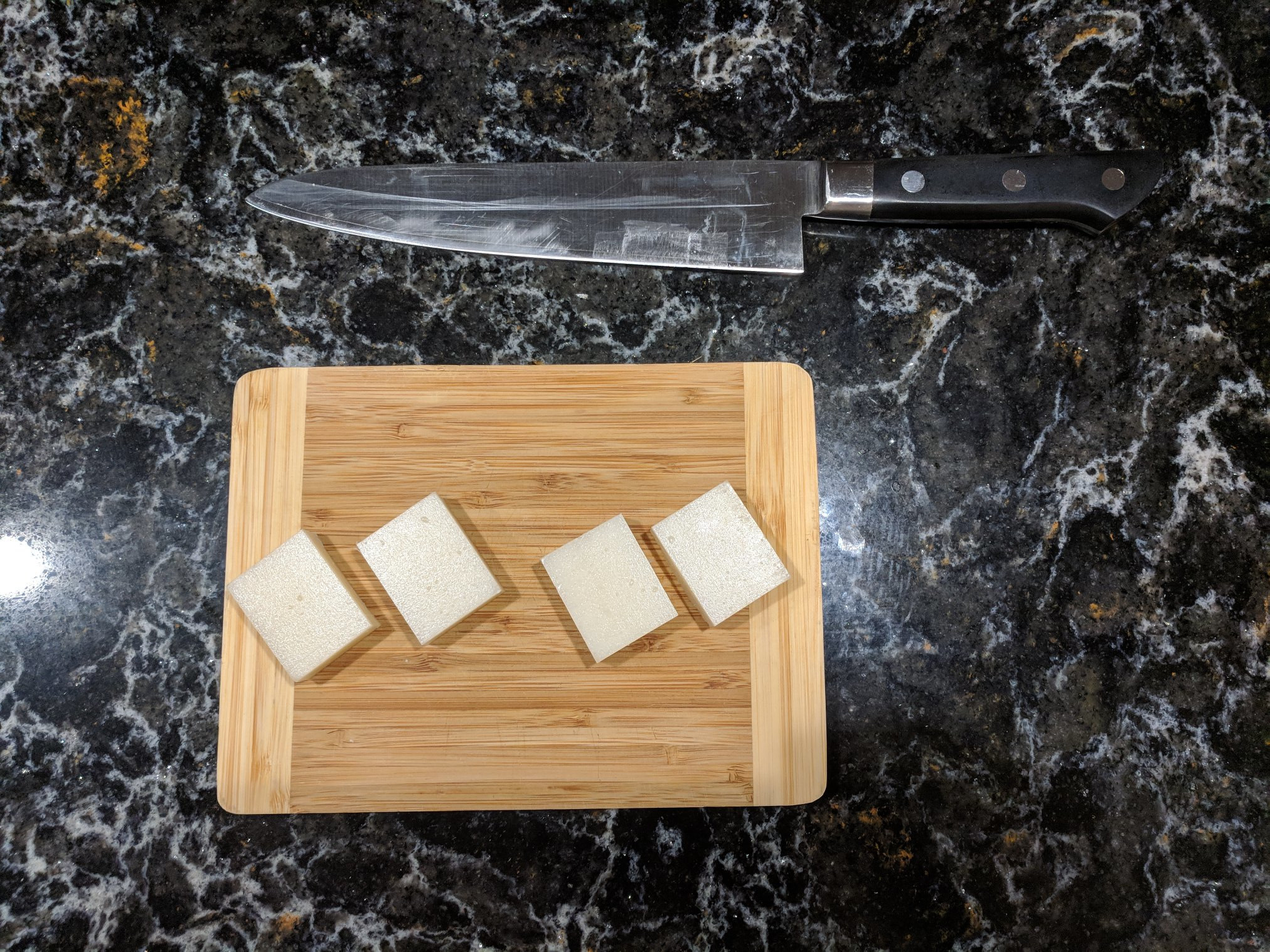 Mochi halfed